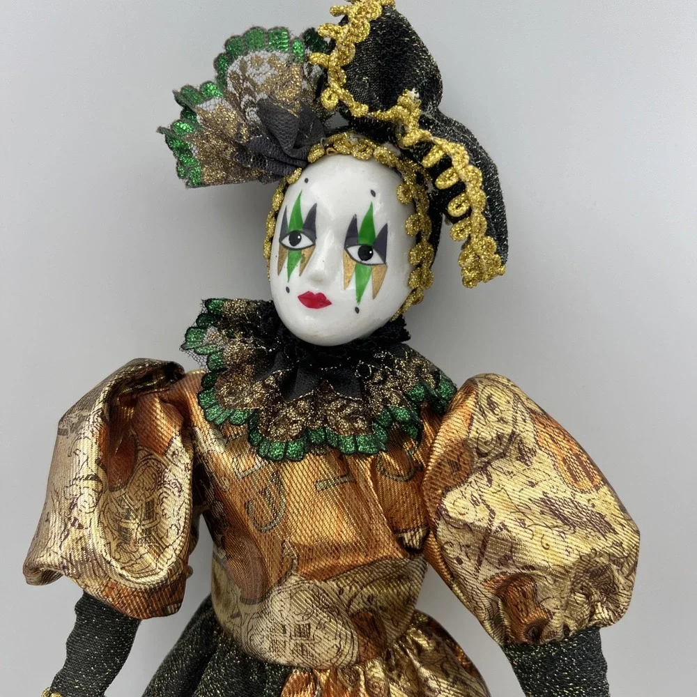 McField Fashion 15
